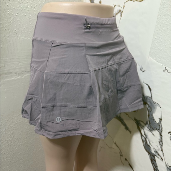 Lulumelon skirt size 6 new purple lilac color - Picture 3 of 7